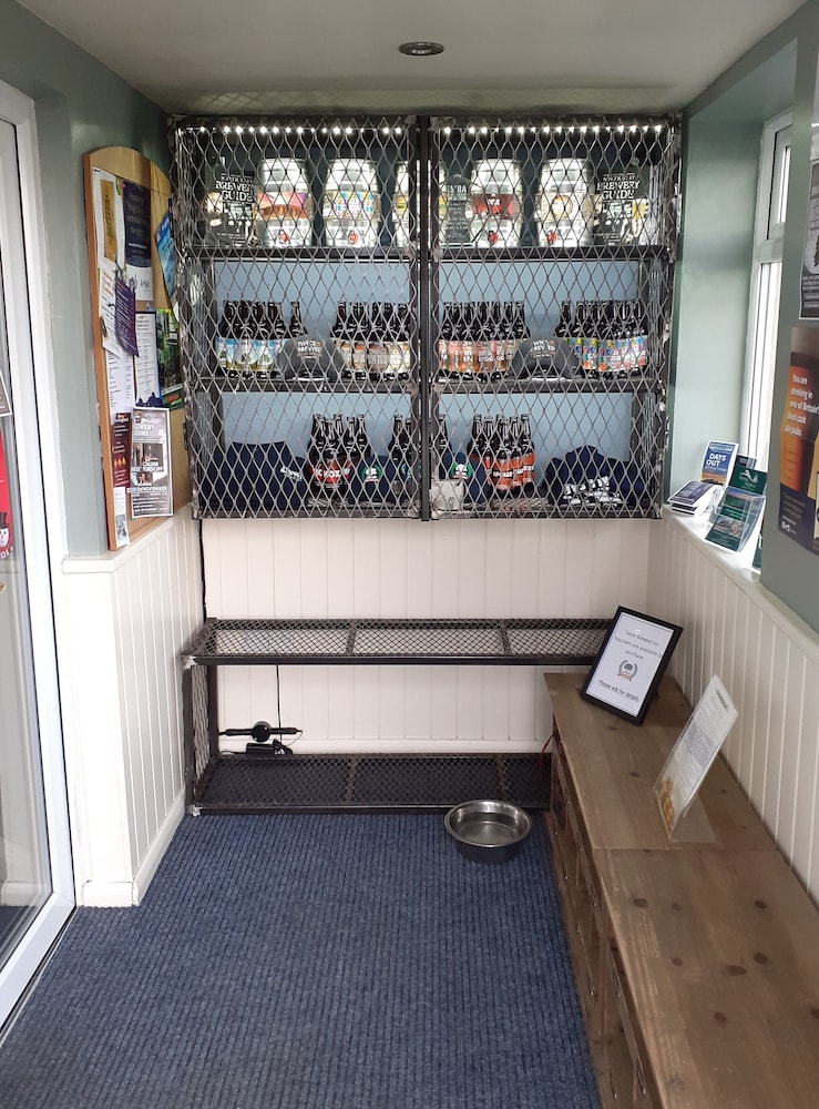 Twice Brewed Inn 1/39