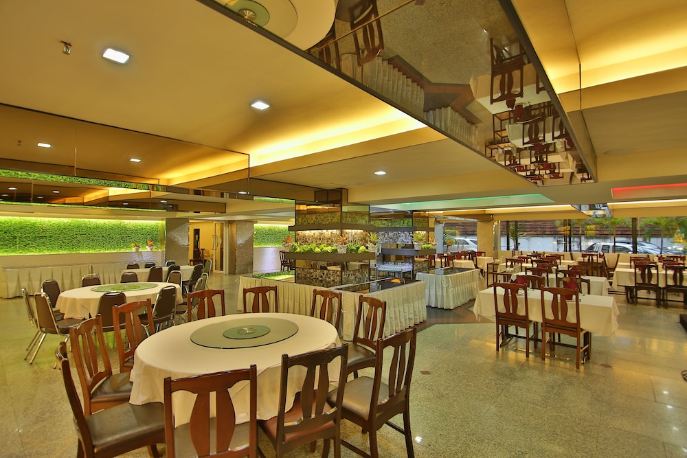 Convenient Park Hotel 38/45