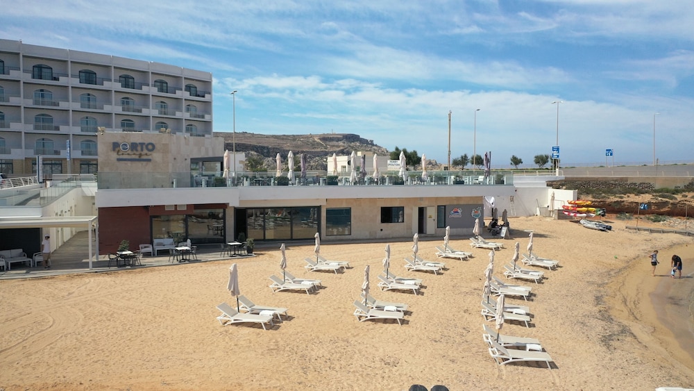 PARADISE BAY RESORT 13/80