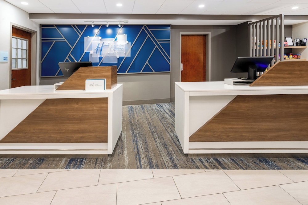Holiday Inn Express Hotel and Suites Jackson - Flowood 13/71
