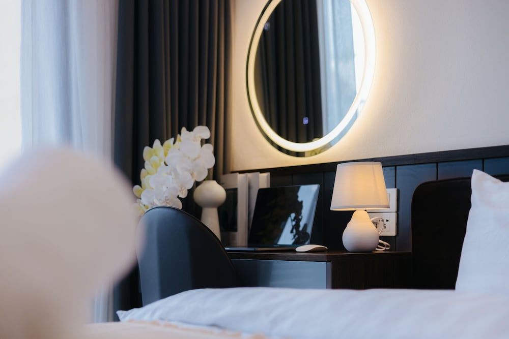 Wisteria Luxury Apartment 20/50