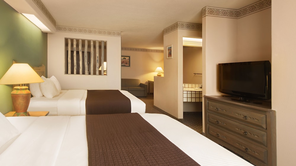 Sagebrush Inn Suites 23/81