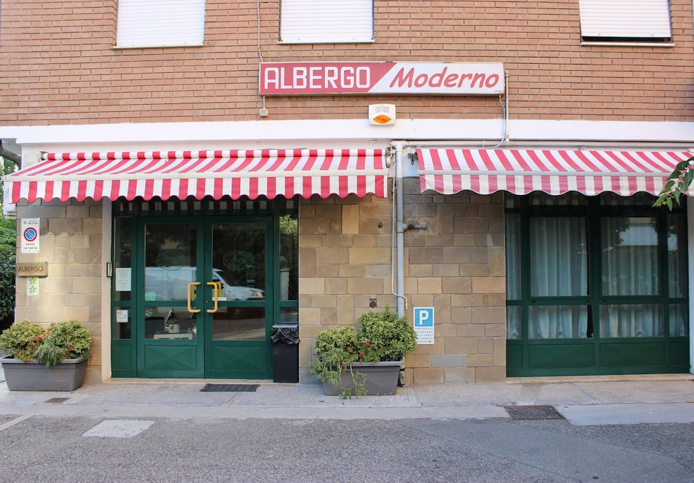 Albergo Moderno 1/33
