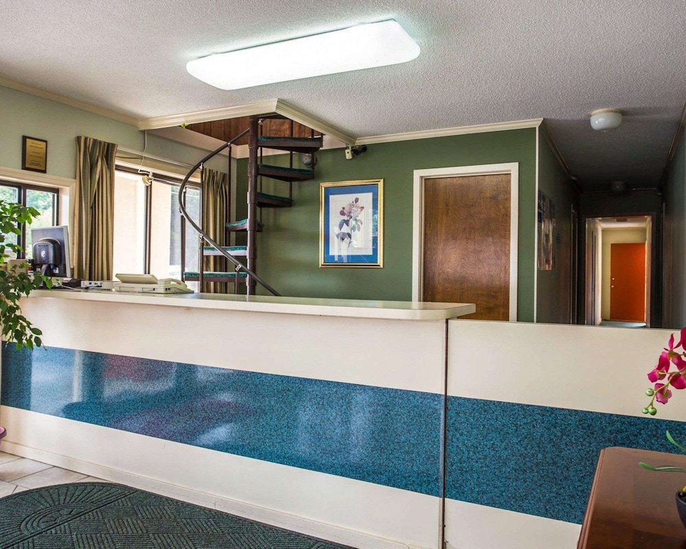 Econo Lodge St. George 8/41