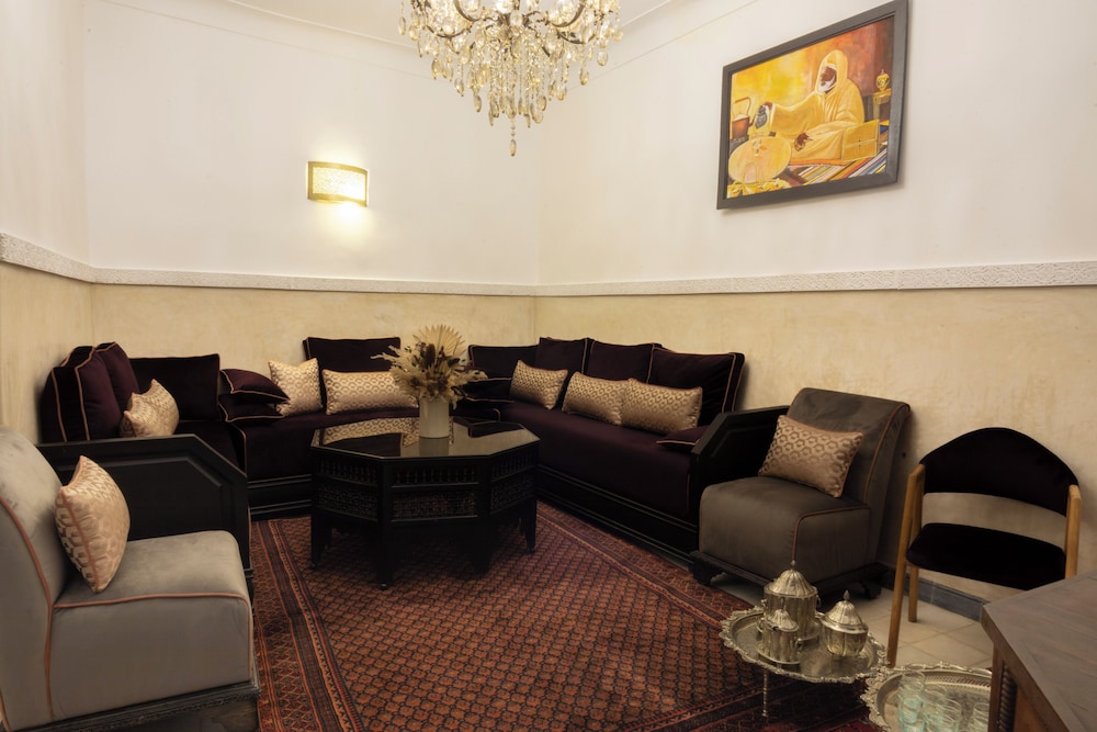 Riad O'zeen 27/50