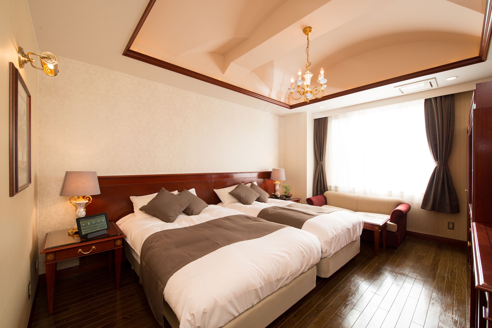 SUPERIOR, TWIN BEDS