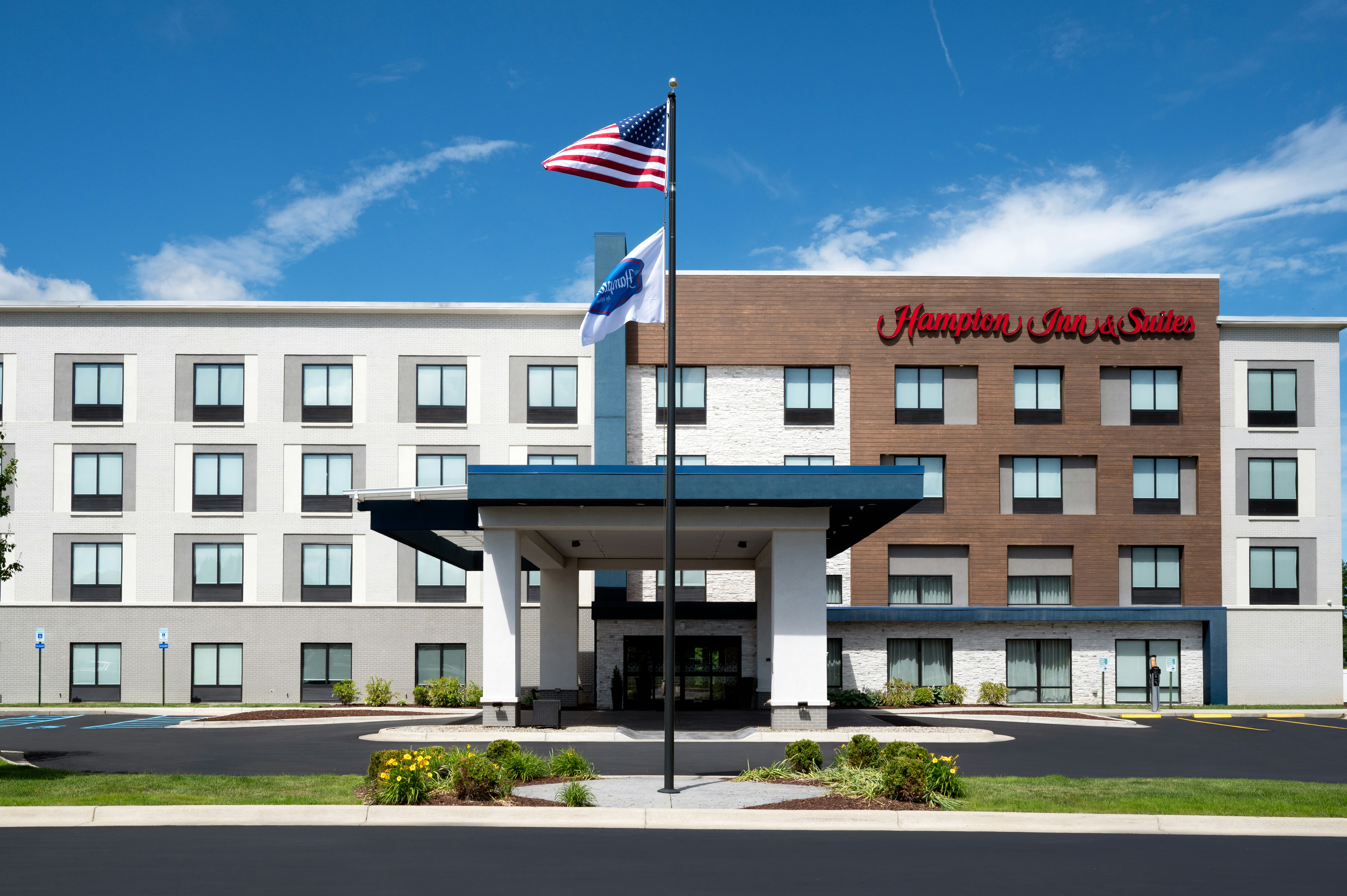 Hampton Inn Suites Ypsilanti 4/23