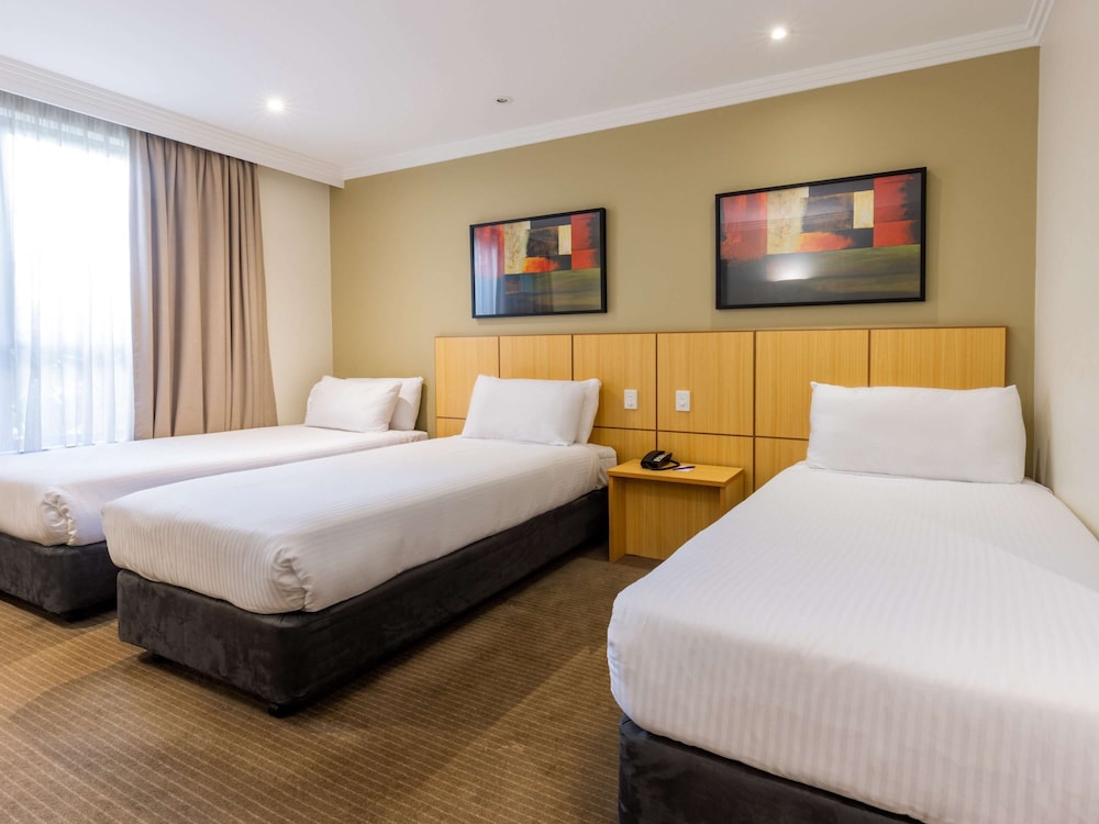 ibis Styles Sydney Central 24/80
