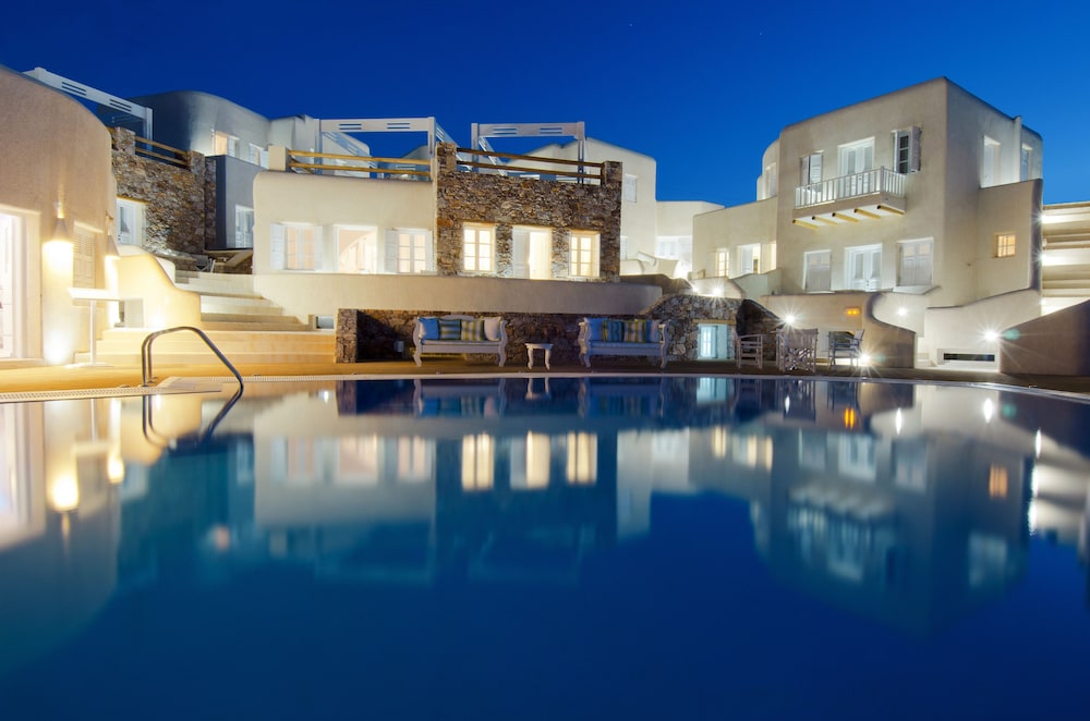 ASPALATHRAS WHITE HOTEL 37/50