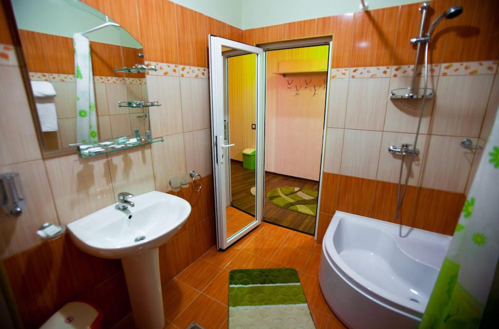 Hotel La Gil 39/50