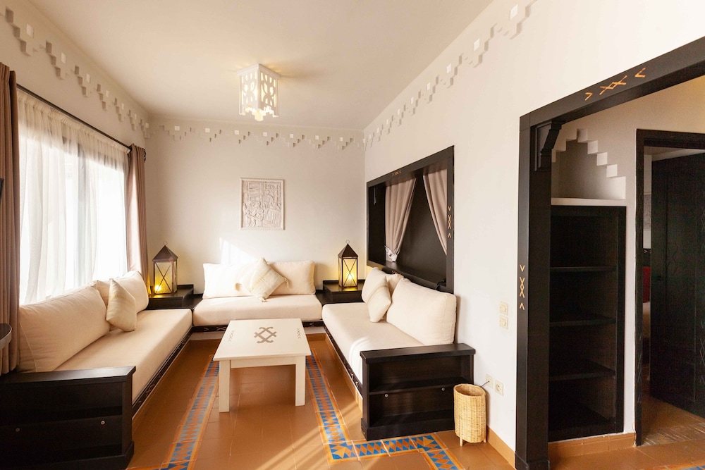 Borjs Hotel Suites and Spa 7/31