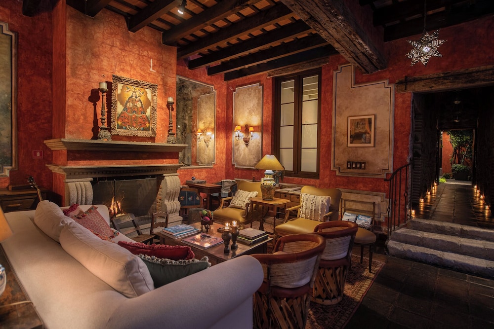 Hotel Posada del Angel 46/63