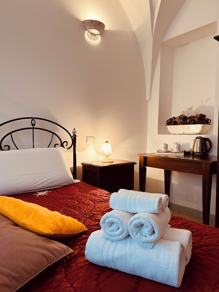 غرفة سوبيريور بسرير كوين، Residence Villa Raffaella 2/10