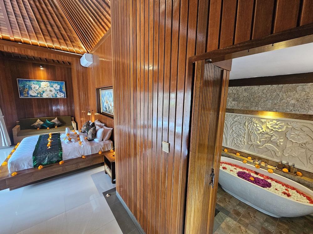 1 BEDROOM, LUXURY, VILLA, POOL VIEW