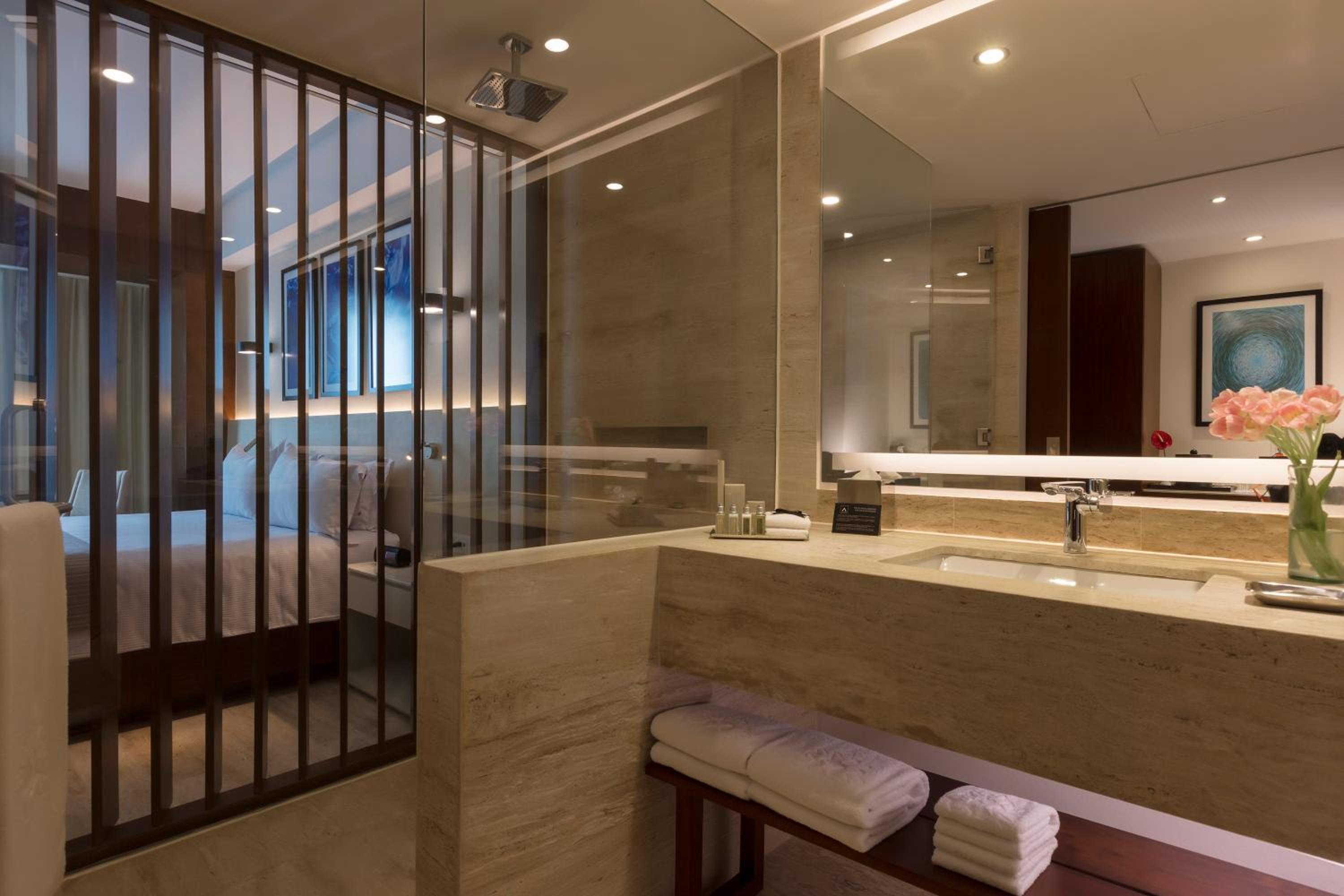 Altitude, Suite, King Bed، Krystal Grand Cancun All Inclusive 5/6