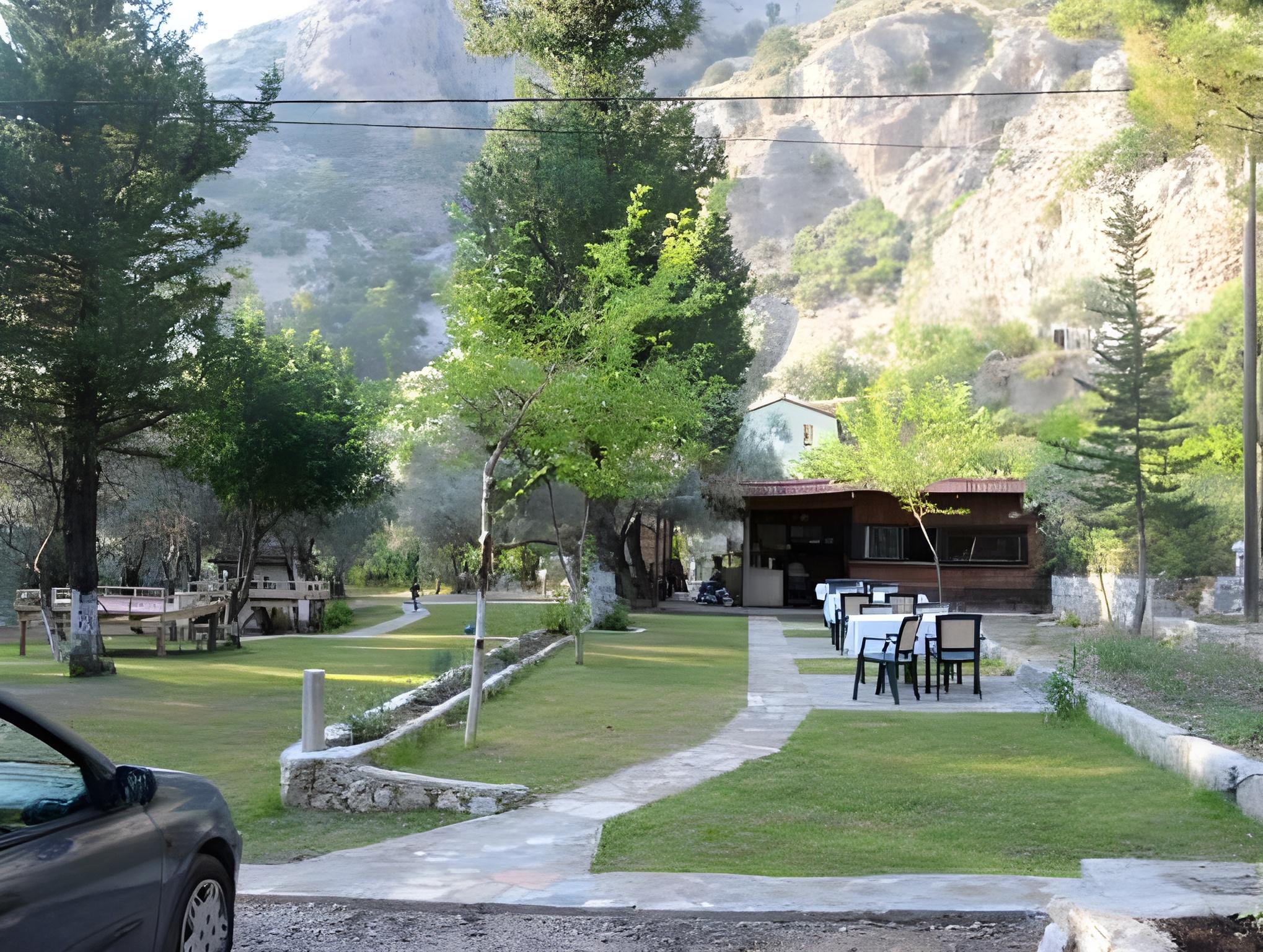 Kidrak Motel 15/23
