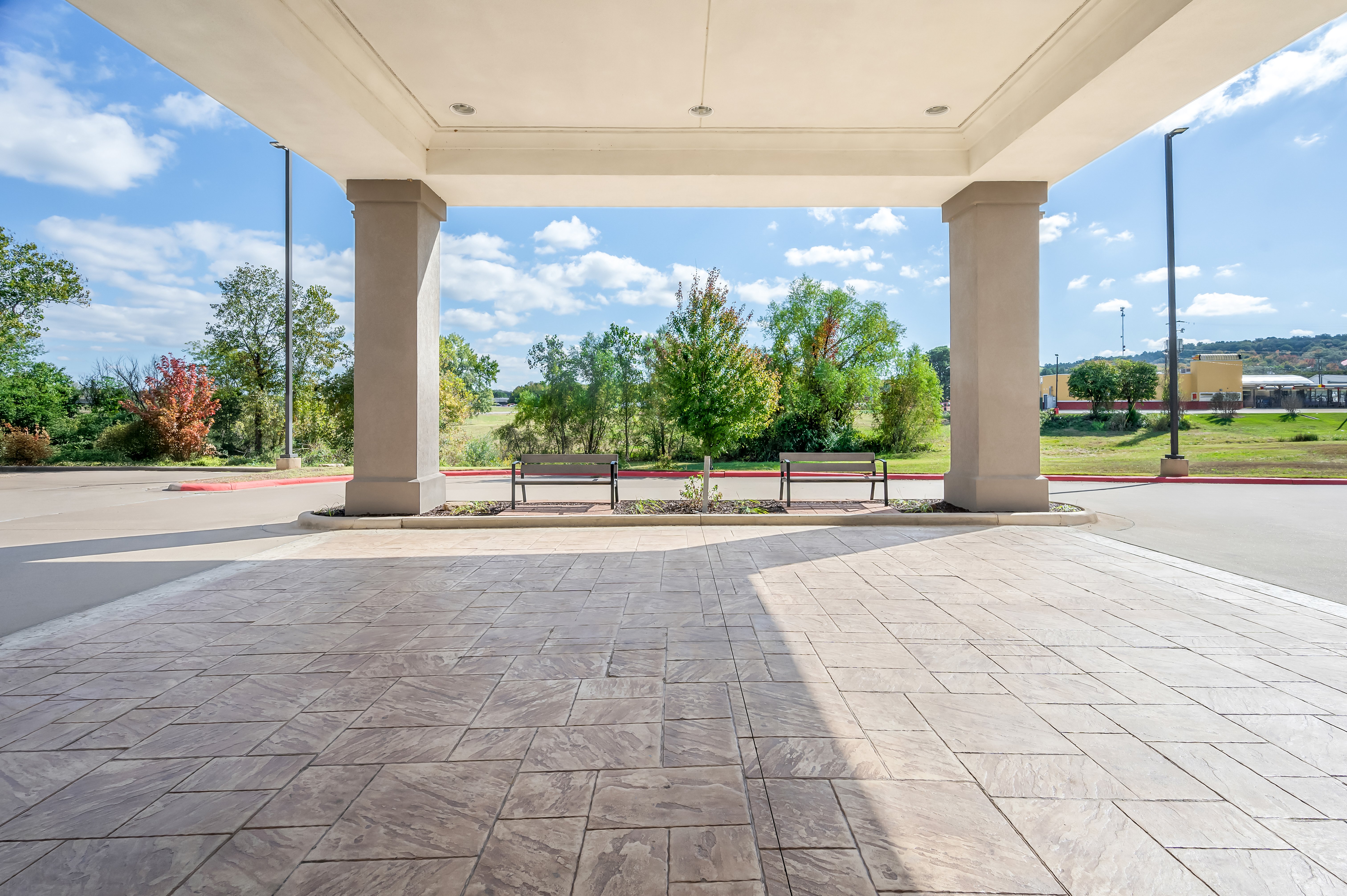 Holiday Inn Express Suites Morrilton 51/53