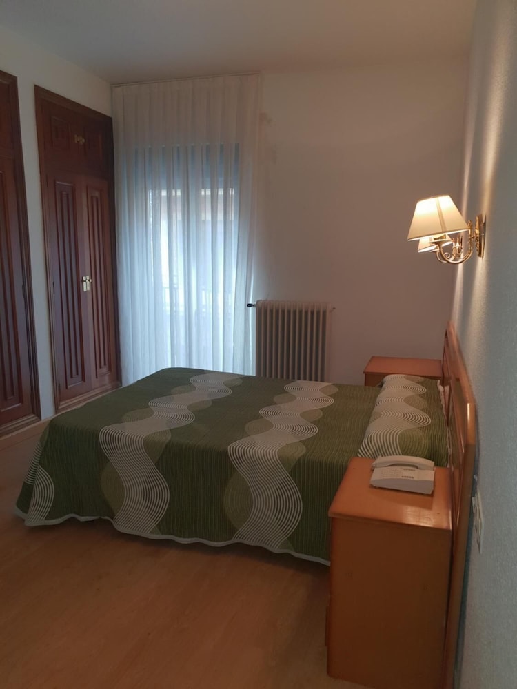 Hotel Amefa 30/42