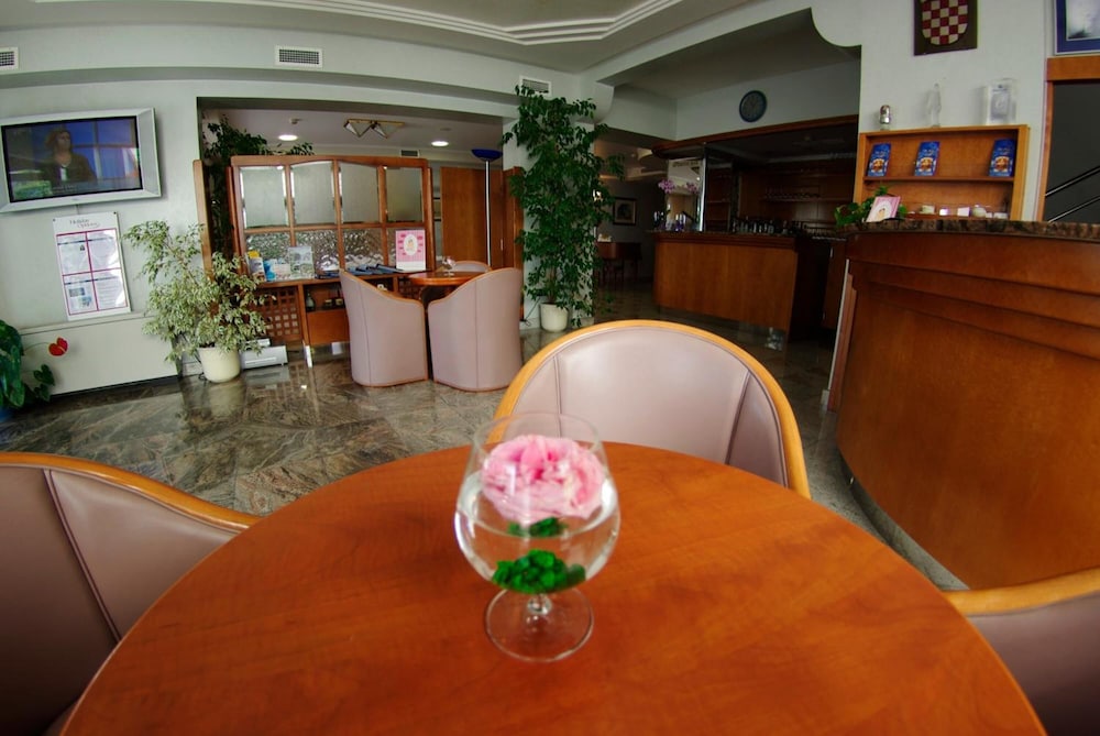 Hotel Villa Marija 54/67