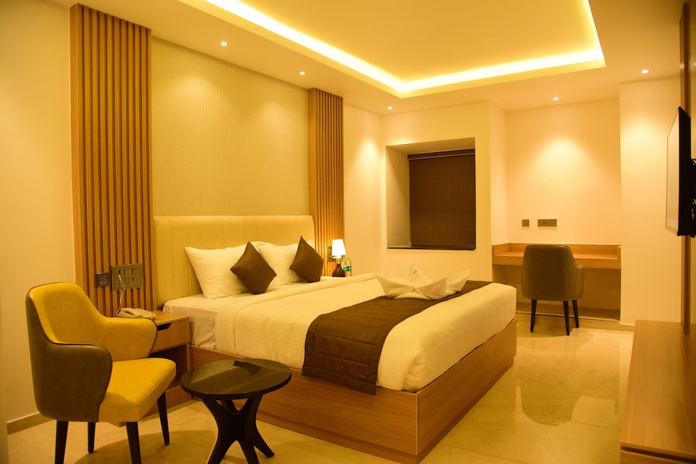 Hotel Grand Serene Mysore 10/31