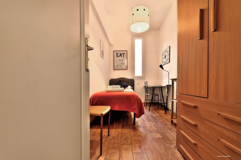 Wine Apartments Florence Colorino 3/19