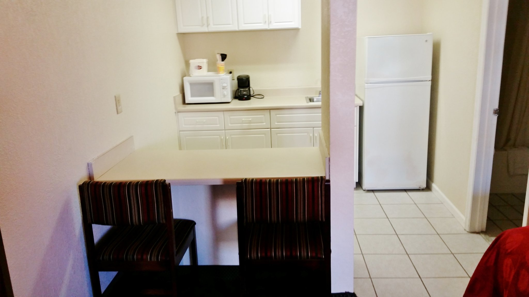 Country Hearth Inn And Suites Augusta 18/18