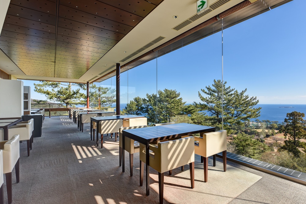 Atami Club Geihinkan 32/50