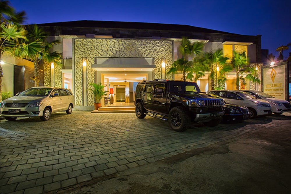 The Light Exclusive Villas Spa 64/72