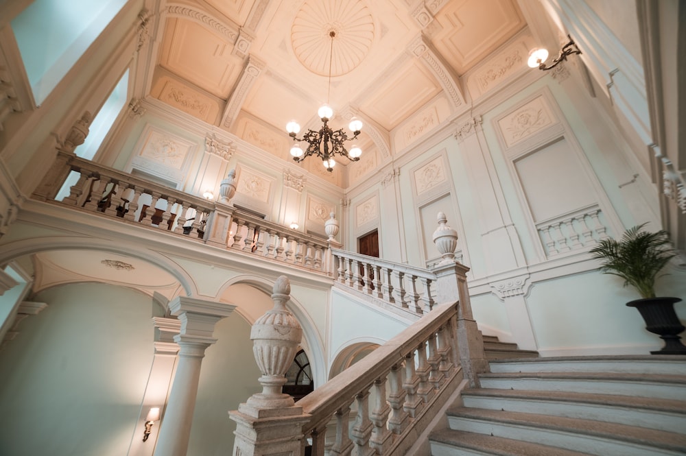 Royal Palace Hotel and Spa 1/33