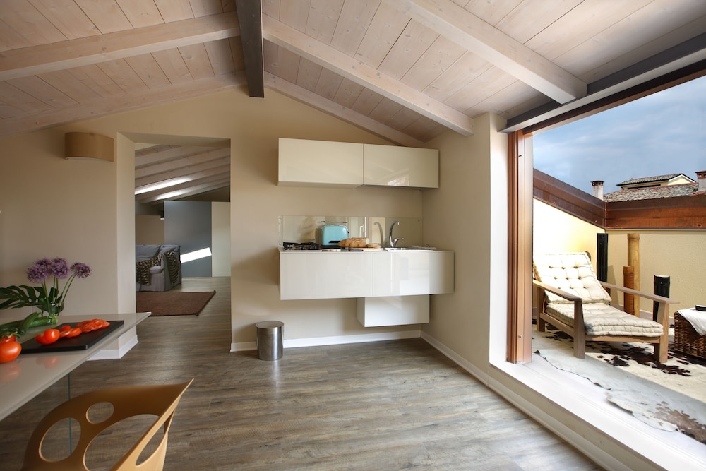 Corte San Luca Apartments 3/50
