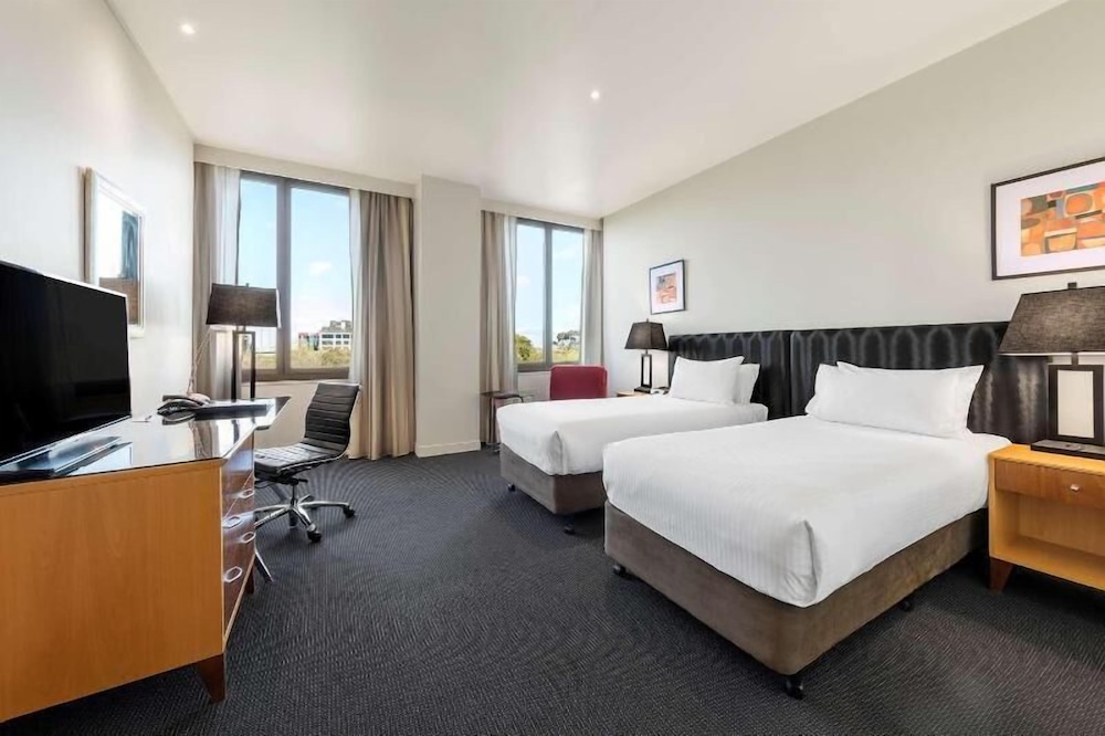 Flagstaff Gardens Hotel 23/65