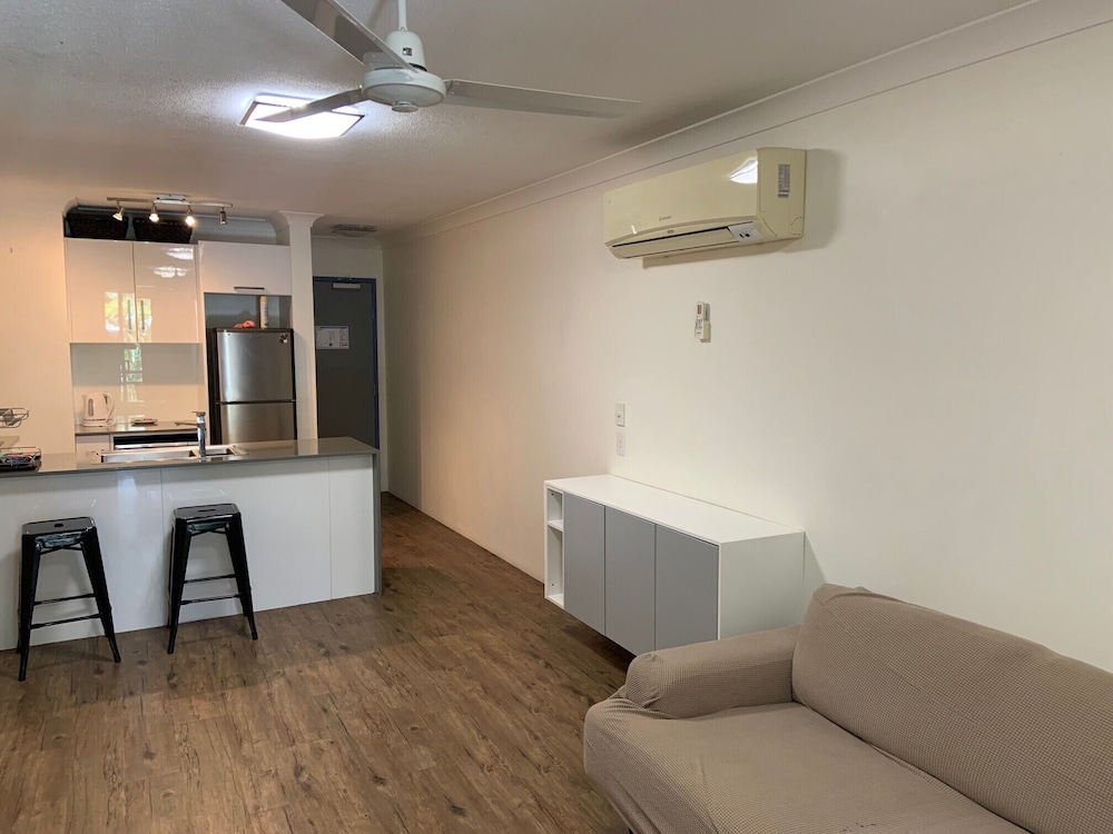 Aruba Surf Resort 42/69