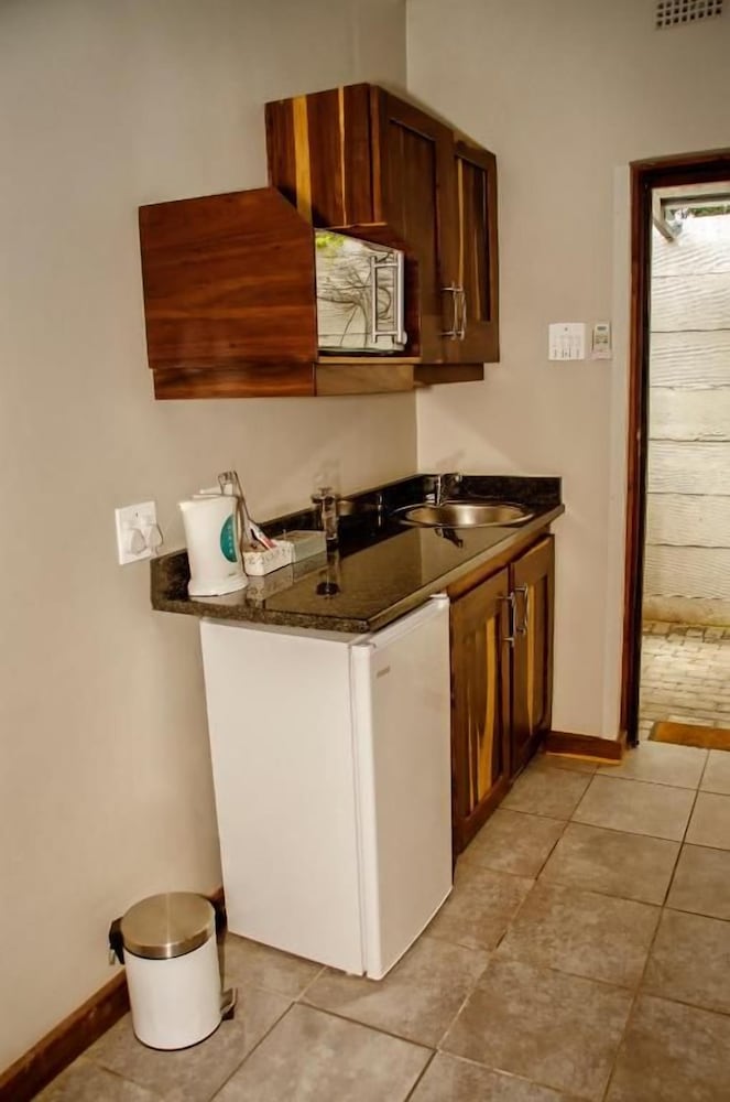 Cornerstone B&B Kroonstad 2/40