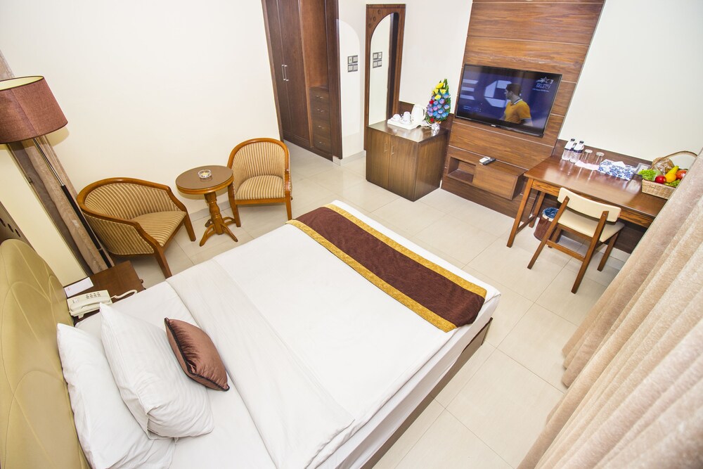 Unique Regency Hotel Dhaka 16/65