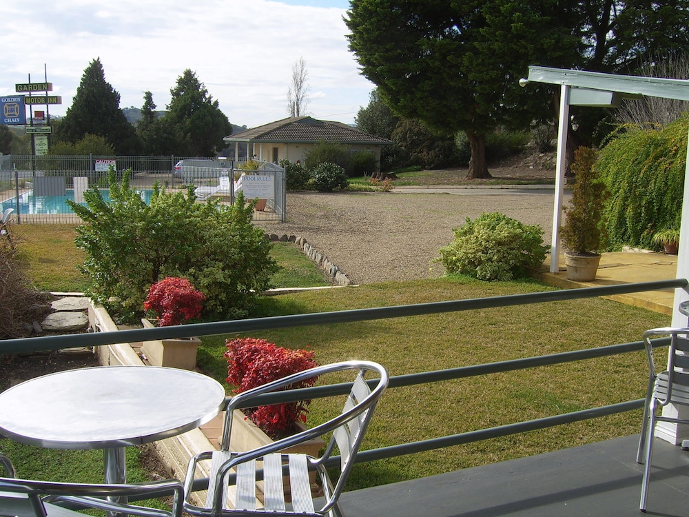 Garden Motor Inn 36/71