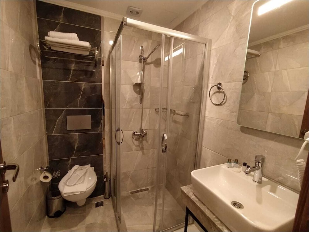 Nupera Hotel 45/51