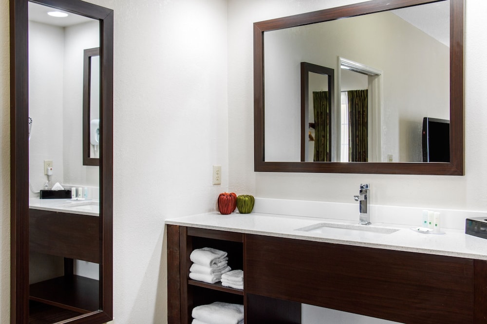 Quality Inn Pooler - Savannah I-95 48/50