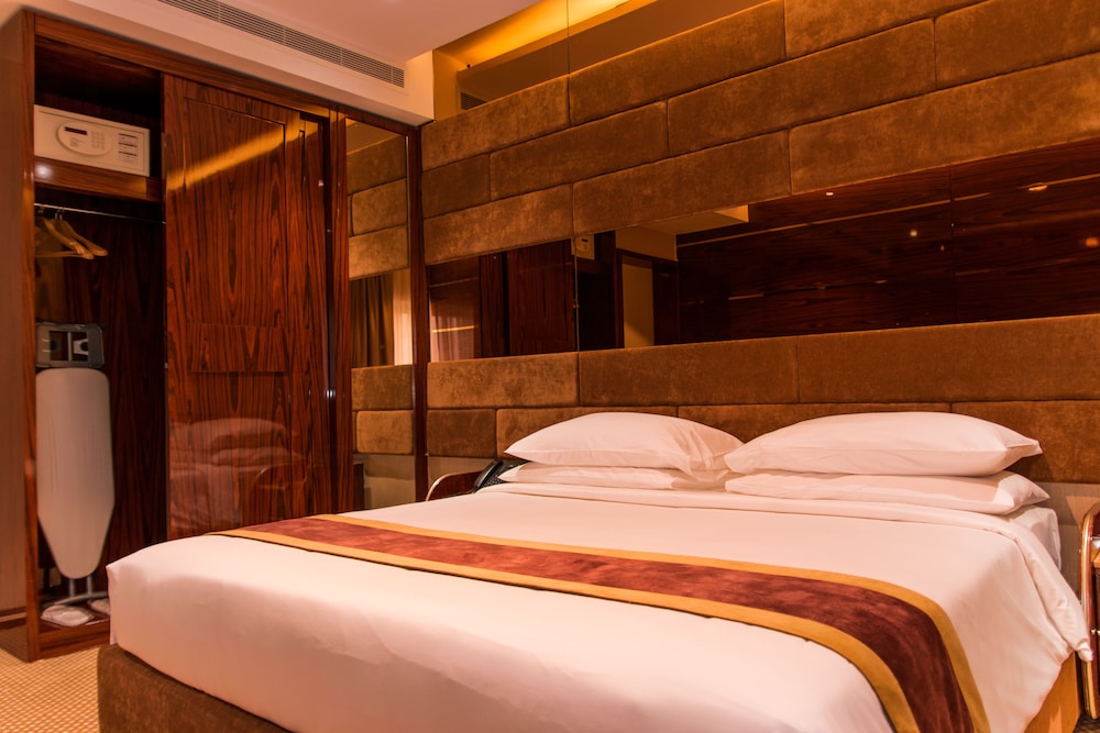 City Park Hotel Apartments 23/64
