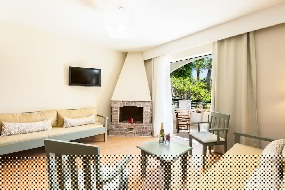 Trefon Hotel Apartments and Family Suites 41/73