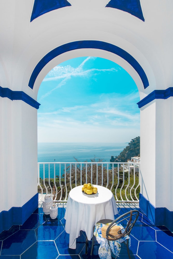 Imperati Suites 11/33