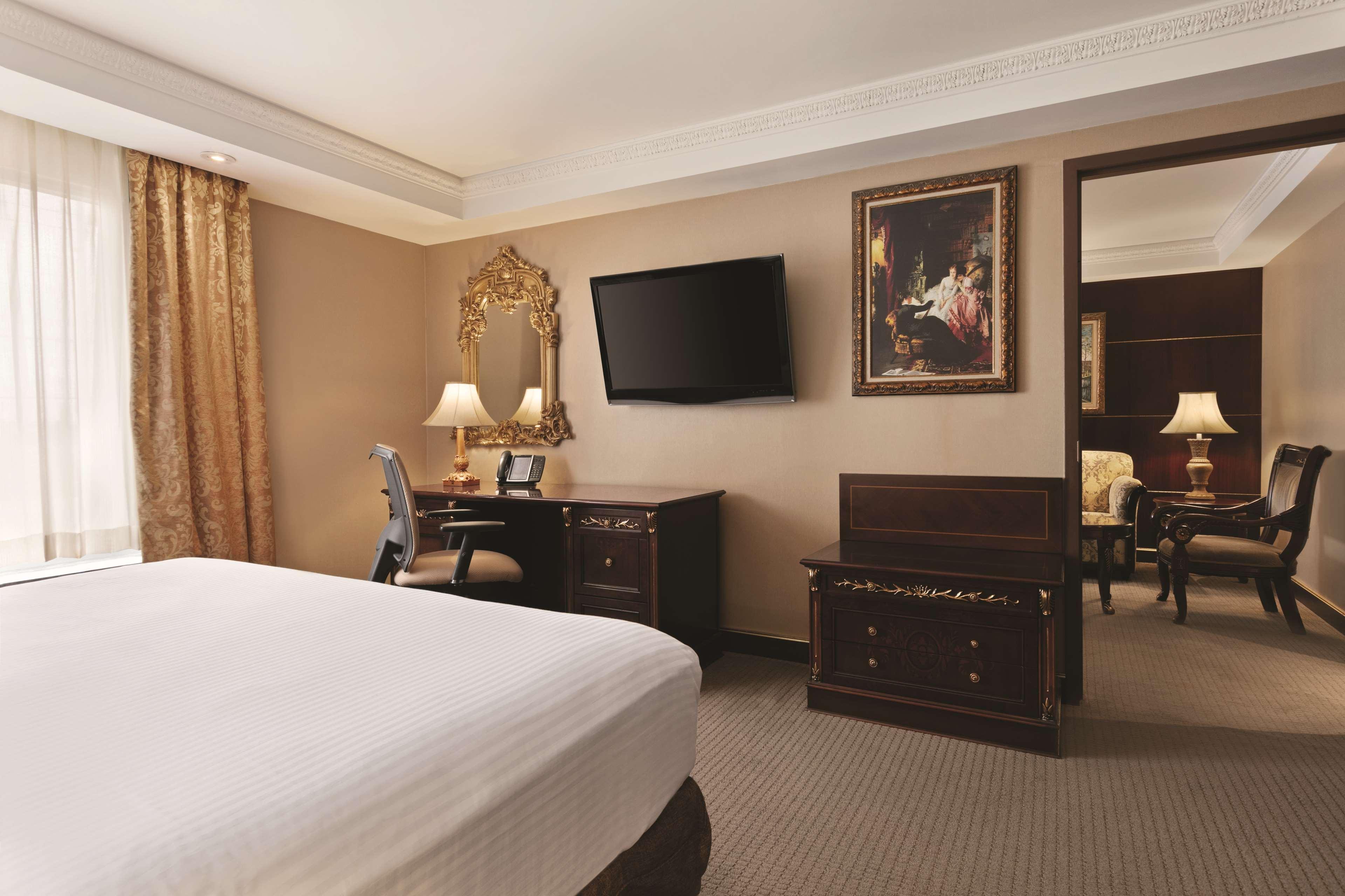1 Bedroom, Suite, King Bed