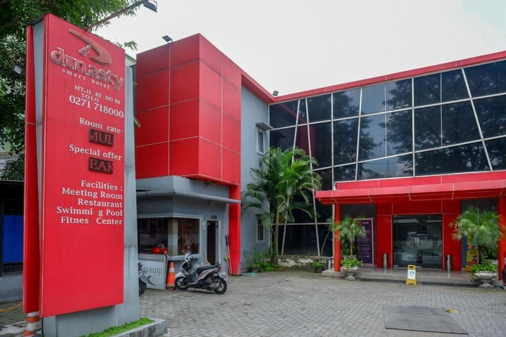 Dinasty Smart Hotel 2/66