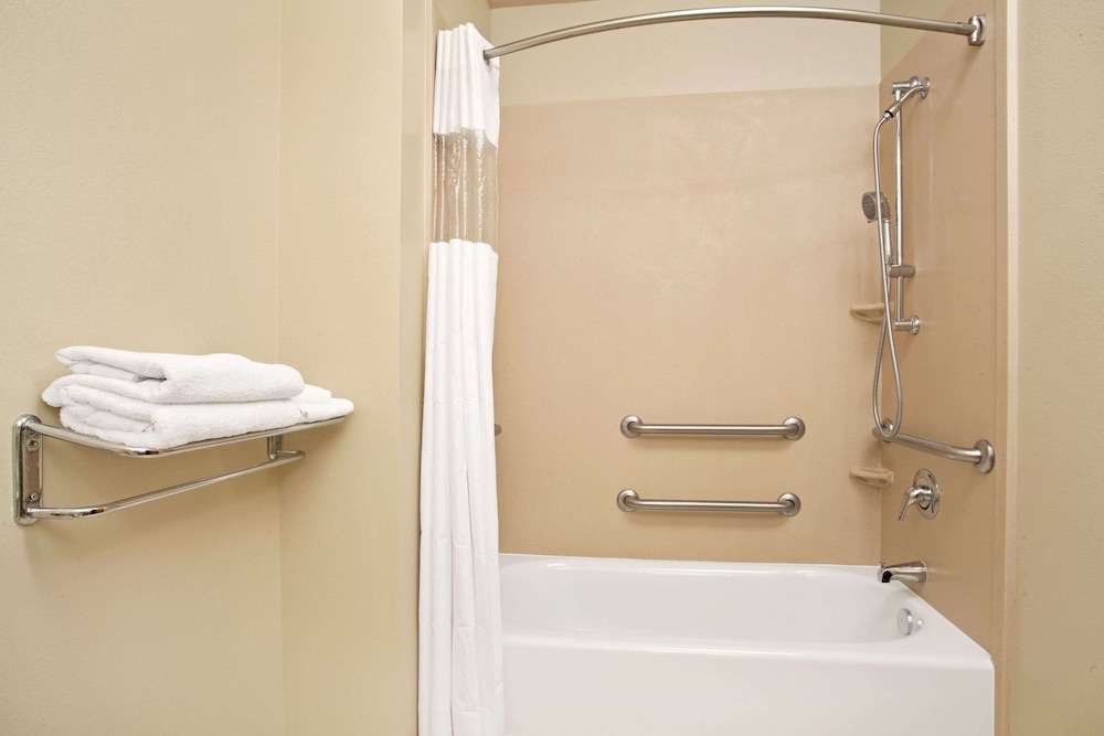 Days Inn by Wyndham Brigham City 27/27