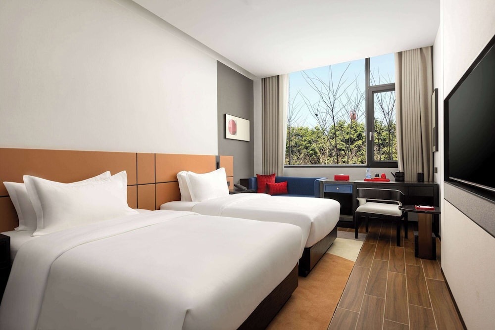 Ramada by Wyndham Xishuangbanna Jinghong 11/27