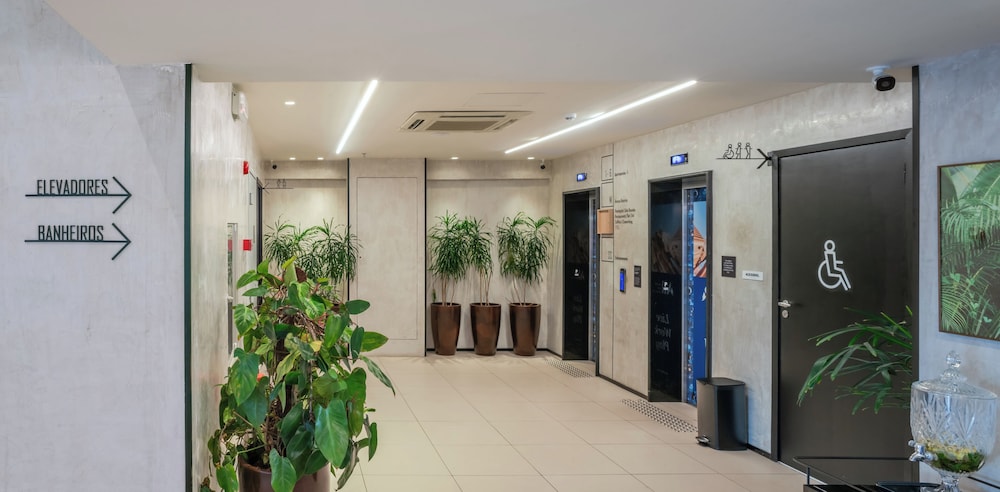 Ibis Sao Luis 8/64