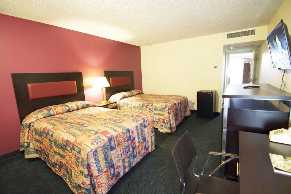 Royal Plaza Inn Indio 31/61