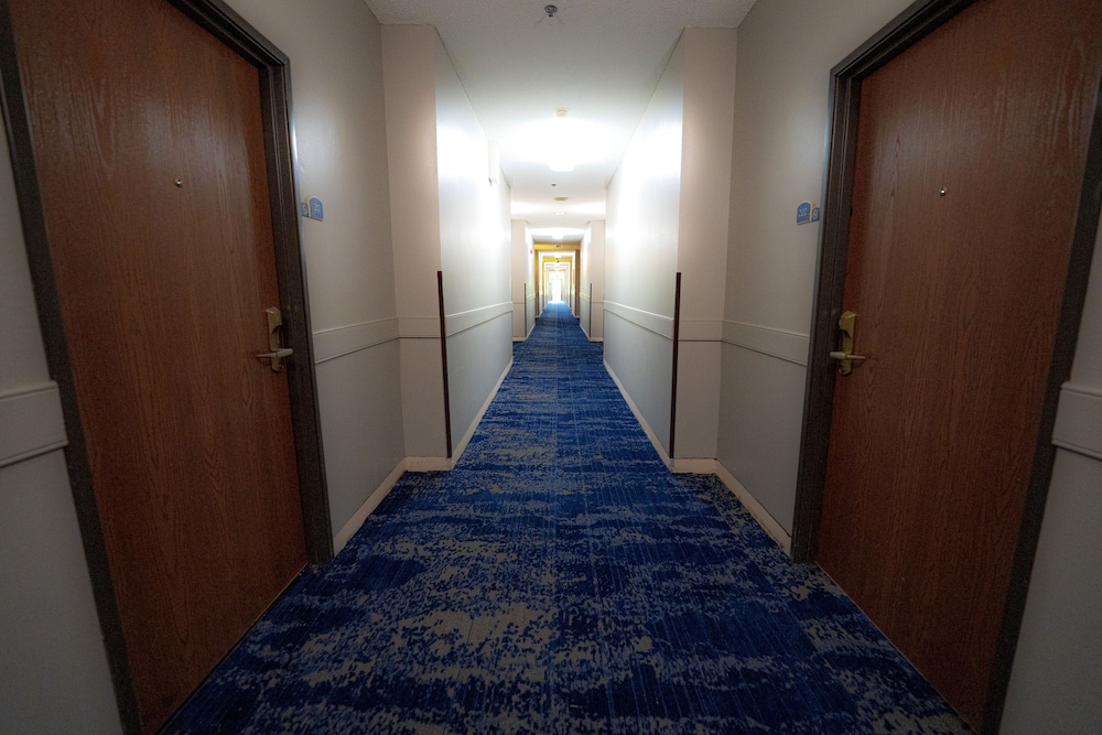 Quality Inn & Suites Monroeville South 2/26