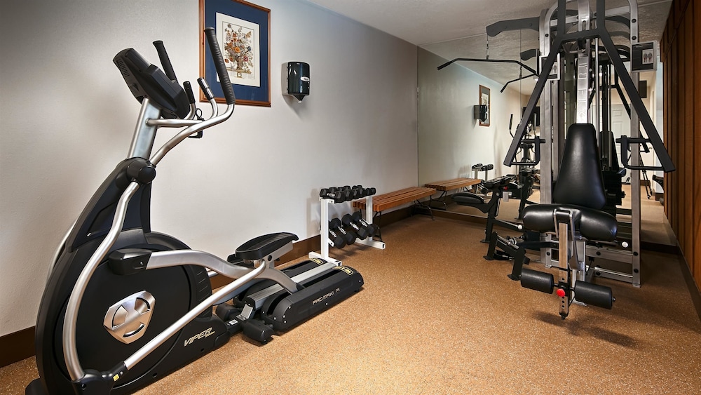 Best Western Plus Grand Manor Inn 17/43