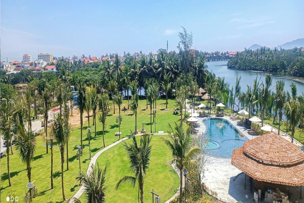 Nesta Hoi An Resort and Spa 45/50