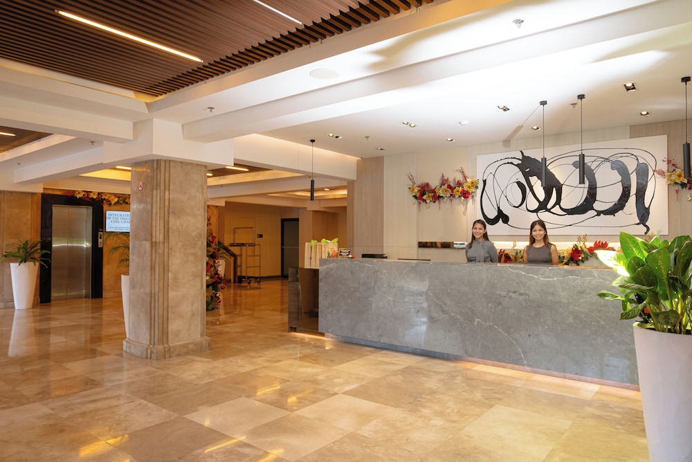 Cebu Grand Hotel 9/50